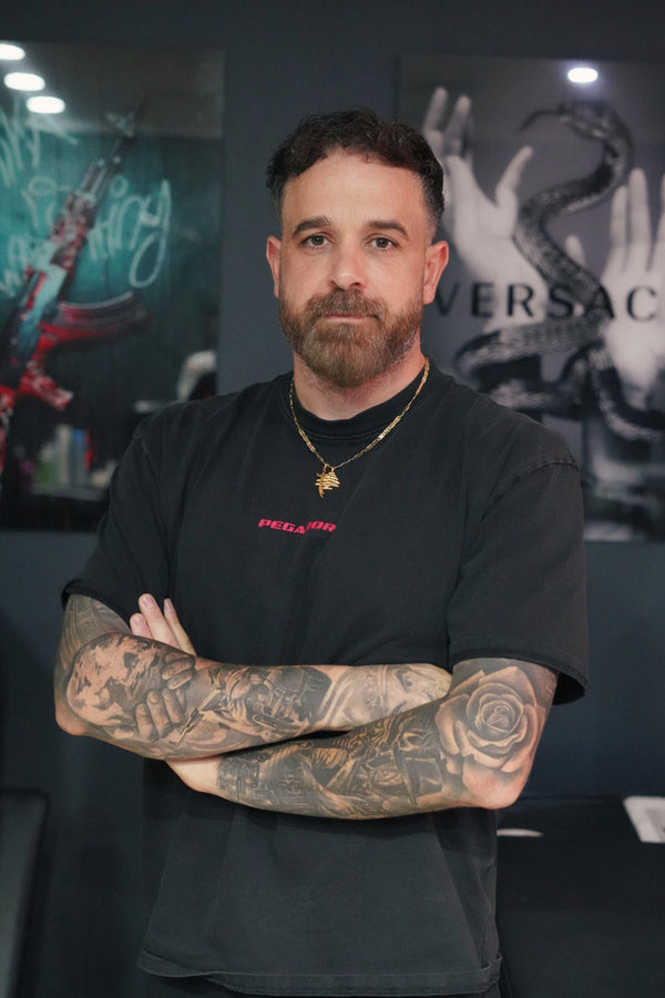 Adel, Tätowierer bei Impressive Tattoo Köln