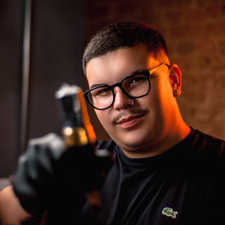 Wellington Garcia, Tätowierer bei Impressive Tattoo Köln