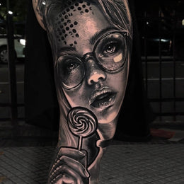 Porträt-Sleeve am Bein – Tattoo aus Köln