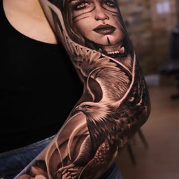 Porträt-Sleeve am Arm – Tattoo aus Köln