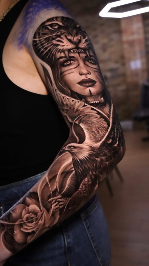 Porträt-Sleeve am Arm